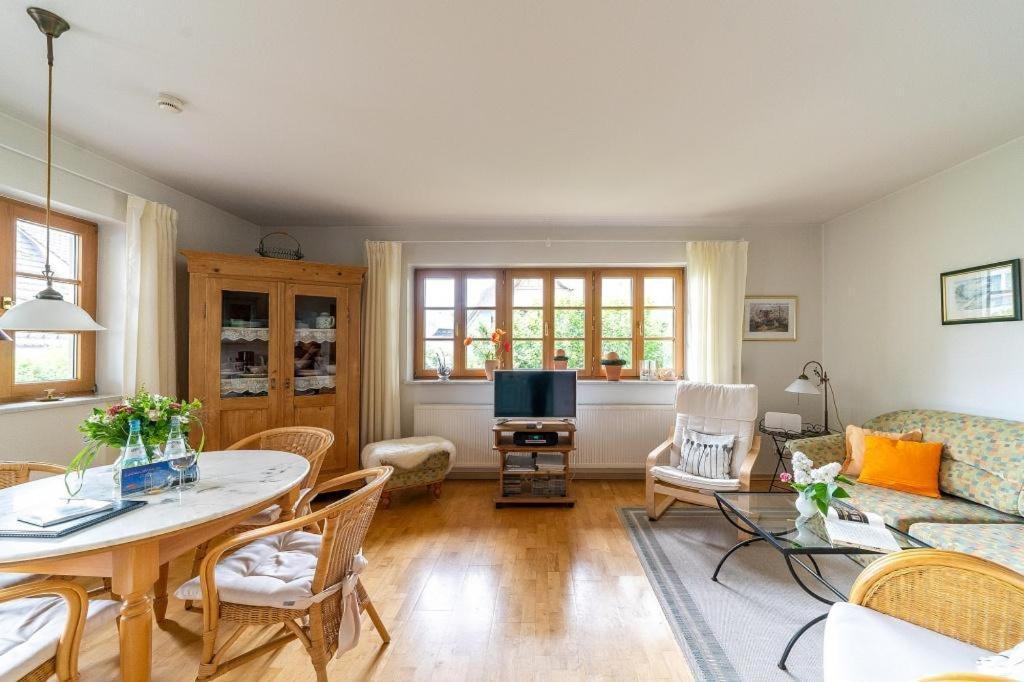 Ahrenshooper Landhaus 01 Экстерьер фото
