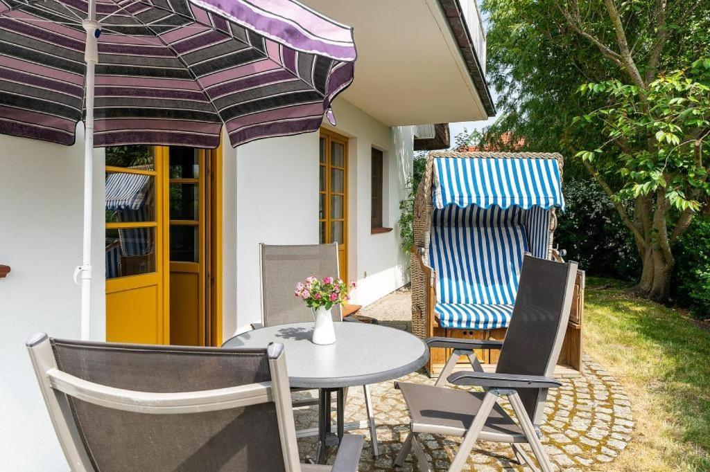 Ahrenshooper Landhaus 01 Экстерьер фото