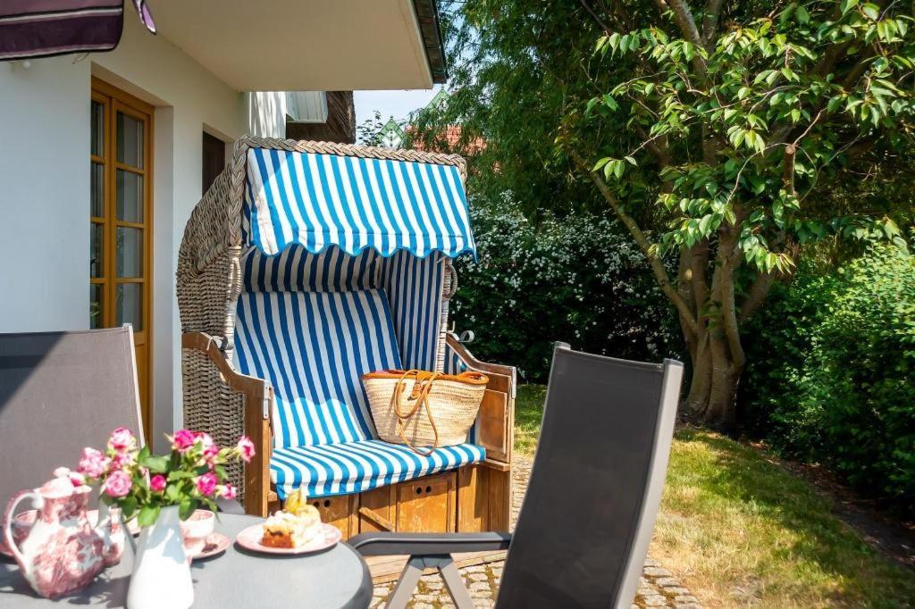 Ahrenshooper Landhaus 01 Экстерьер фото